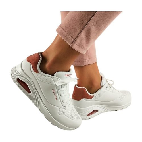 Skechers női rövid szárú cipő fehér coral UNO Pop back plusz cipőfűzővel