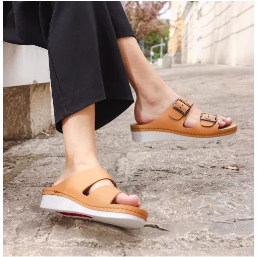 5012 LEON kivehető talpbetétes csatos gógypapucs nappa bőr Ibarna-orlando