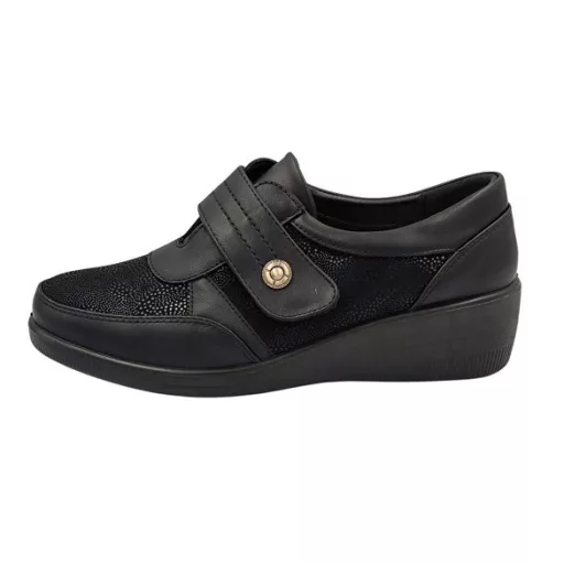 CLASSIC CHIC telitalpú sikkes bőr talpbetétes női tépőzáras kényelmi cipő fekete