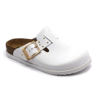   7002 Leon divatos női bőr klumpa – csatos, díszített, anatómiai talppal fehér