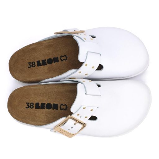 7002 Leon divatos női bőr klumpa – csatos, díszített, anatómiai talppal fehér