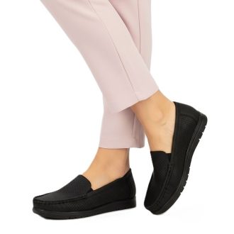   SPRING FASHION KOLLEKCIÓ könnyű szellős fekete női mokaszin